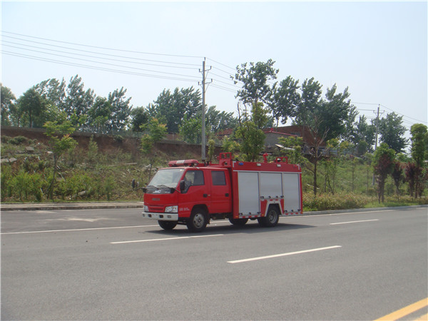 江铃水罐消防车  (2吨) 