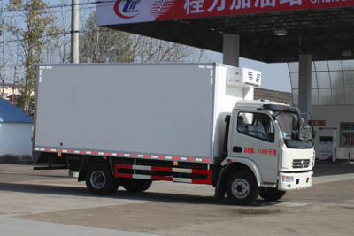 东风冷藏车4.3吨（厢长5米）